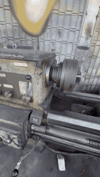 تورنه للبيع ٣متر روسي تفر على الفرش ٧٠ للاتصال ٠٧٧١٣٠٧٦٣٥٤