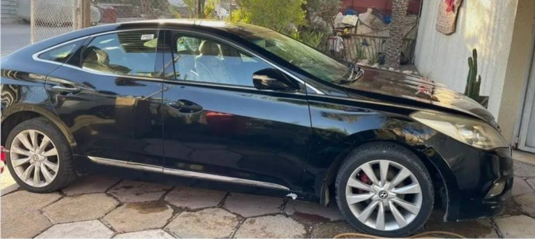 السلام عليكم ازيرا 2011 لمتد
مكينه6 سلندر 3000 كير مكينه كهربائيات بشرط بيها طخات ومو قويه شخوط ومصبوغات وصورها موجوده الشراي يتواصل ويدلل سعرها 90 وبيها مجال مكان السياره نجف *********** اتصال او واتساب 
مااااااامتوااااااااججججججدددددددد ع فيسسسسسسسسسسس
