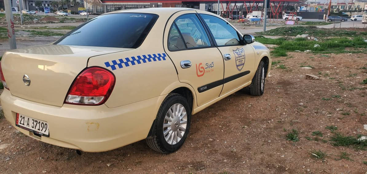 سه نی ۲۰۱۱ یابانی پارچه ره ش نیه به پارچه ره ش ده یفروشم پیش و دوای که پسه چه مه له خه کانی دواوه ی بویاخی تیا نیه و لیدراوی هیچ نیه هه یکه لی‌زور زور جوانه ٤تایه و ویلی لوک لوکی له سه ره سه نه وی مانگی ۱۲ به سرچوه و ره قه می تازه یه سه یاره که دیناریک مه سره فی نیه ۱۰۲ گه لاو معامه له
***********
