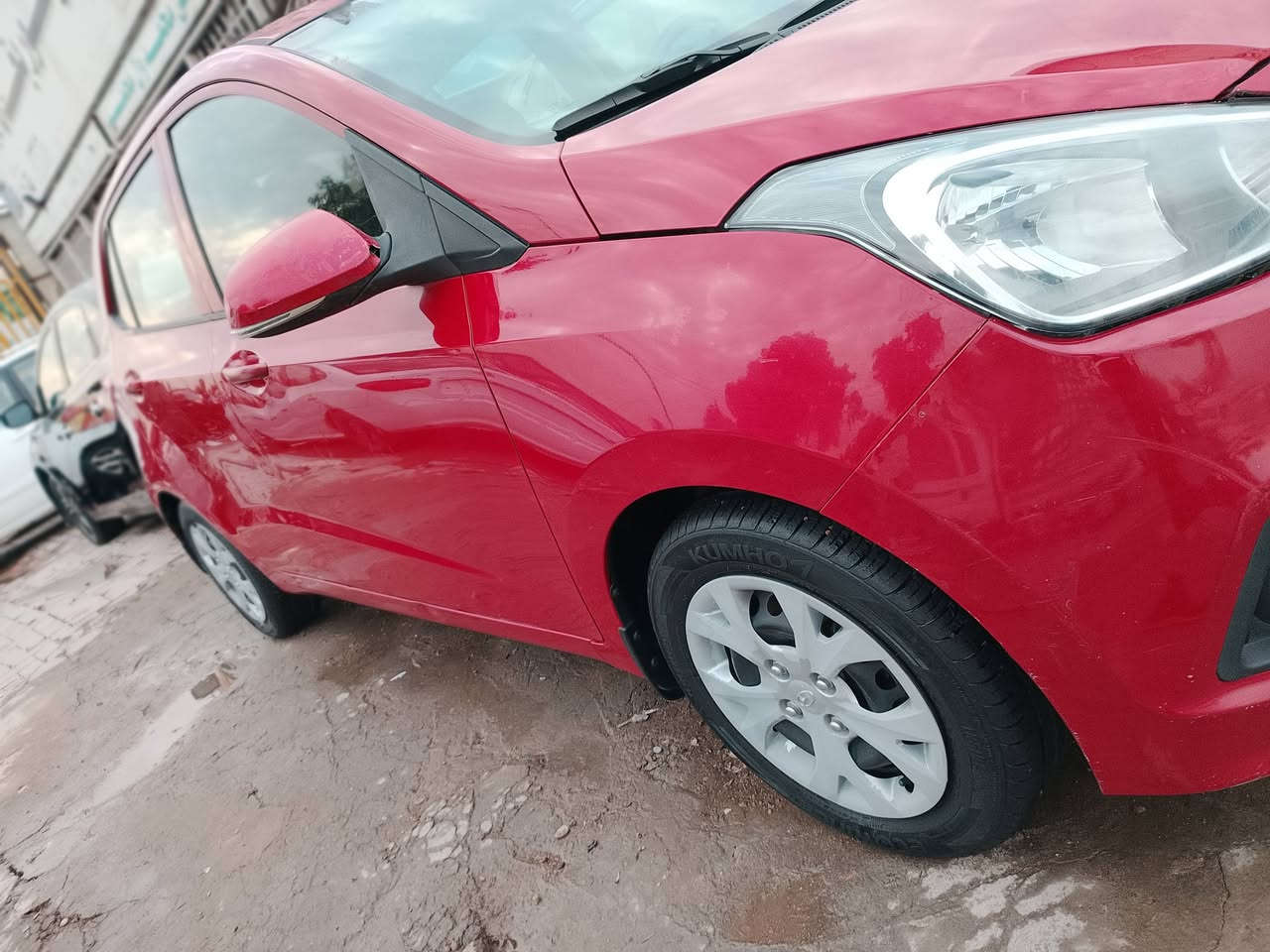 السلام عليكم
هونداي هاشباك موديل 15
سياره بلادي مكفول كفاله عامه كير محرك تبريد مكينه كفاله عامه بلادي 
رقم بغداد مشروع وطني تحويل ثاني يوم 
سعار سياره 90بي مجال شي بسيط 
للعنوان بغداد الحبيبيه نتصل تدلل 
***********
