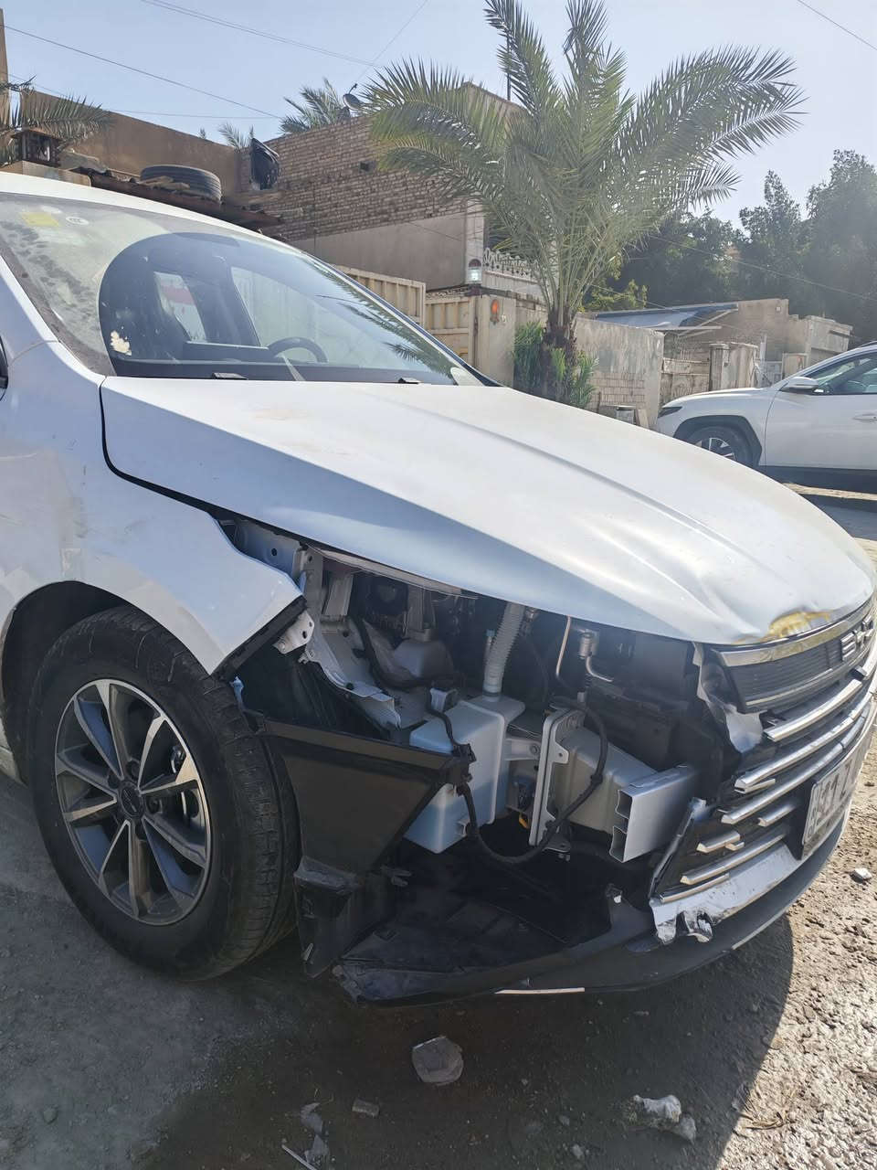 سلام عليكم دستروير زيرو ماشيه 2
رقم بغداد بسمي ضربته كلش خفيفه بس بارد بدون صبغ 
اي شي بالداخل مامضرر شخط مابيه 
ابيع عله هل حطه بدون صبغ رايديه ب١٨ 
***********
مكاني بغداد ساحة مضفر
