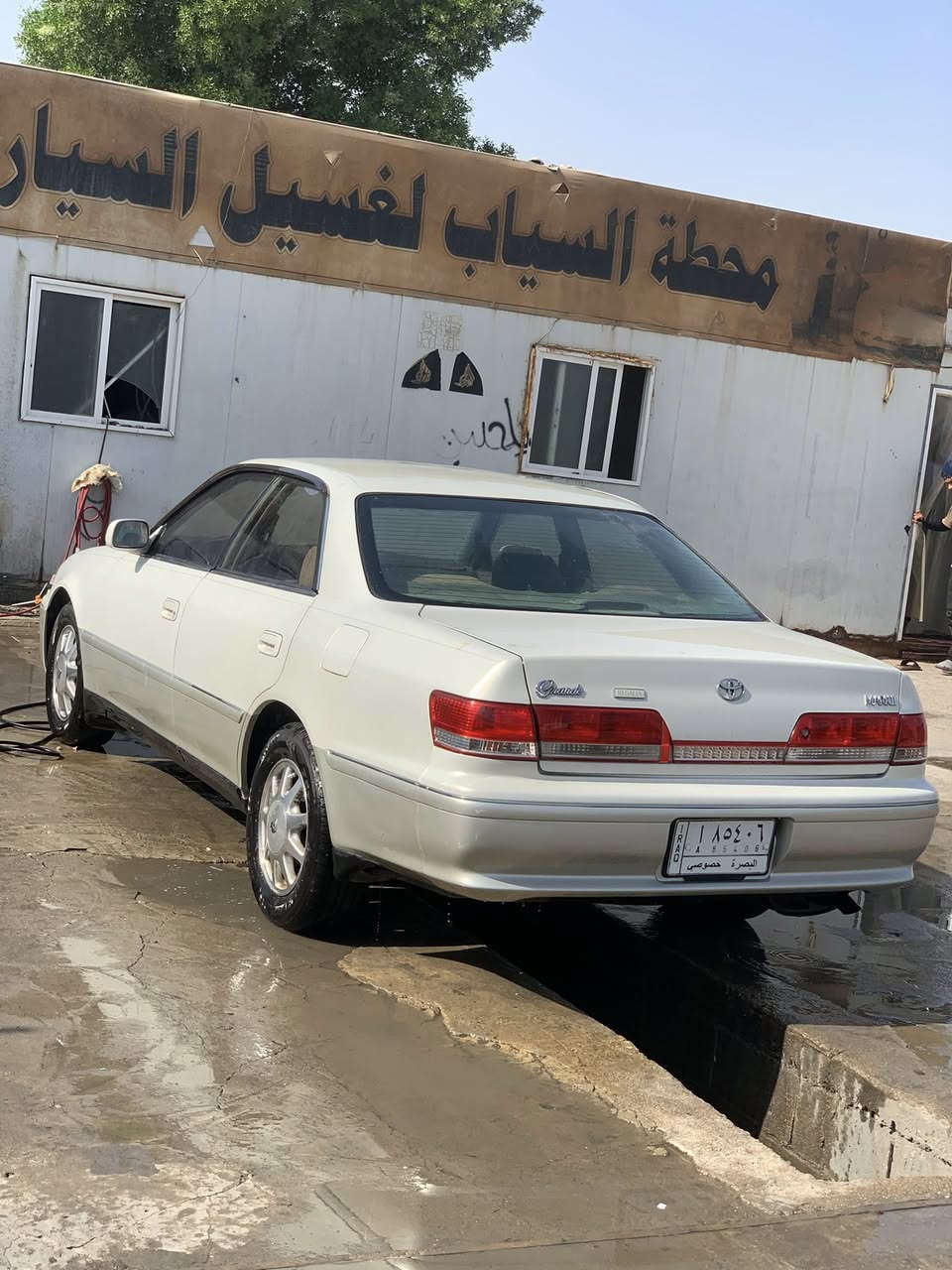 السلام عليكم مارك 97 مكفوله من كص ونقل وضربه والعيب الشرعي سنويه بأسمي السياره مكينه كير حداده كله جديد تبريد شغال تخم تاير جديد دشبول ايسر بلاد غرفة السياره جديده مكان السياره البصره أبي الخصيب .للأستفسار ***********.
