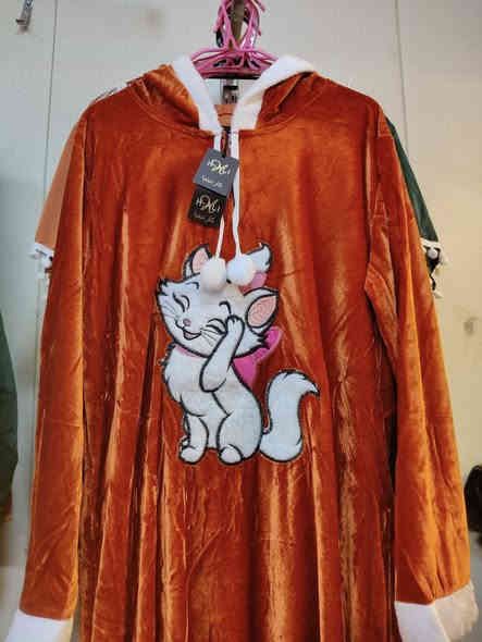 #كوزمتك_غماس_يوفر_ايضاً_سوتات_شلحات_دشاديش_جميعها_بالوانه_الحلوه_الحجز_والاستفسار_***********📞🚕
عنوان_الديوانية _قضاء _غماس_شارع _الروضه وكل الهلا ✨💋
