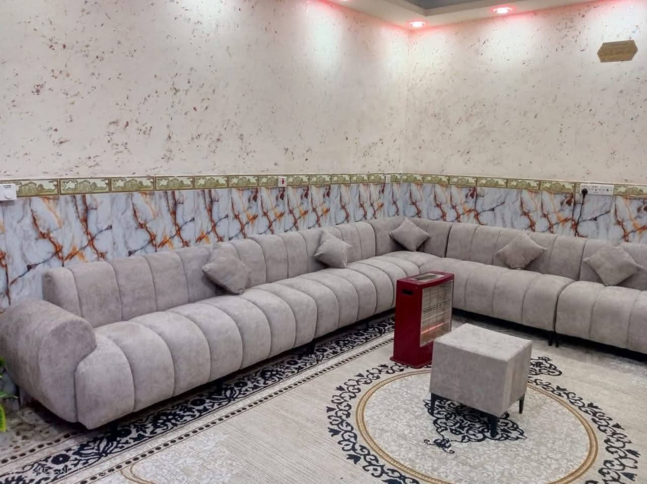 💯💯💯 بس ويانه ✨🦅
عمل ديوان +تخم  تزكام حسب الطلب  ضمان ٥سنوات حقيقي /🧾✨
 المواد بلوك اسود بلاويد 16mm🛋️✨
أسفنج مميزز أول المقعد 8smوالضهر 7sm🛋️✨
خشب چام روسي 🎭✨
قماش وتر بروڤ مبطن 🎇✨
  العنوان  حي الامين الأول قرب حسينيه سفينة النجاة  الاستفسار  ....***********و خاص
 او واتساب ***********
 
لسنى  الوحيدين لاكناا لافضل  ✨✨💯⚒️🦅
