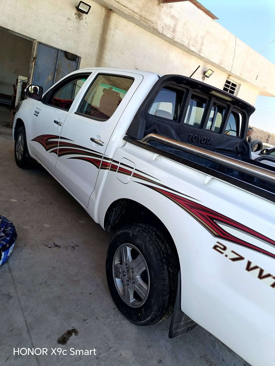 ألسلام عليكم للبيع هايلوكس موديل 2014 كويتي شاصي 19 أوتوماتيك سياره جديده بدون صبغ فقط بارد مكان صلاح الدين بيجي رقم ألهاتف ***********
