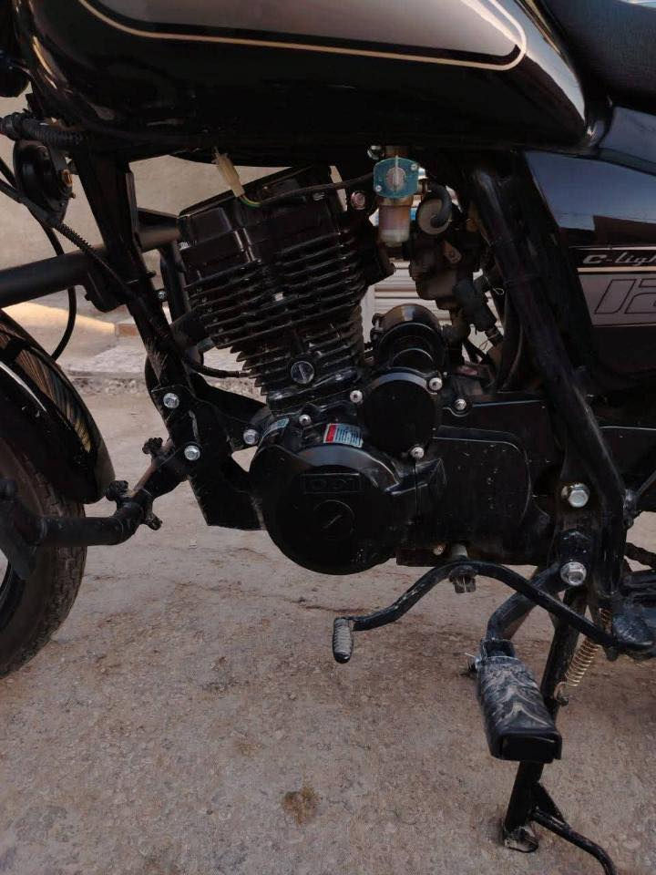 شباب دراجة للبيع kee way للبيع موديل 2025
المحرك 125cc

التانكي 14 لتر 

الدراجة مرقمة اربيل وبسم الشركة بعدهة يعني التحويل بنفس اليوم مال عجلة الخليج 

الدراجة خير من الله ونظيفة برغي ما مفتوح بيه 

غراض الدراجة موجودة كلهة ب عجلة الخليج 
 
سعر مليون و600 بيها مجال بسيط


**إذا كنت صاحب هذا الإعلان وتريد حذفه لأي سبب، رجاءا أرسل رسالة إلى الدعم الفني**