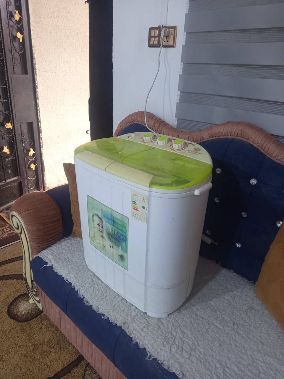 سلام عليكم
غساله ملابس اطفال غسل وتنشيف 
 غساله بيه حساس امان تفتح تنشيف يطفه التنشيف 
الغسل كذالك  تصير غساله احذيه غساله جديده جدا 
مكاني البصره ابو الخصيب السعر 60الف وبيه مجال


**إذا كنت صاحب هذا الإعلان وتريد حذفه لأي سبب، رجاءا أرسل رسالة إلى الدعم الفني**