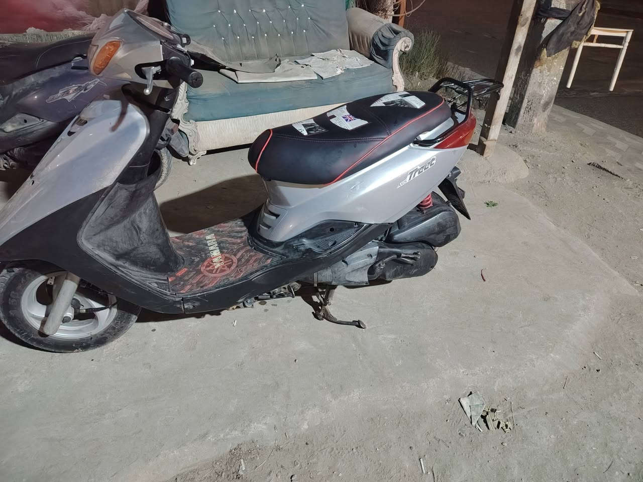 السلام عليكم ابريز لكزس ياباني نوزي دراجه خير من الله سلف وفندر نقره  للبيع سعر 800 وبيها مجال مكان بغداد البلديات
***********
