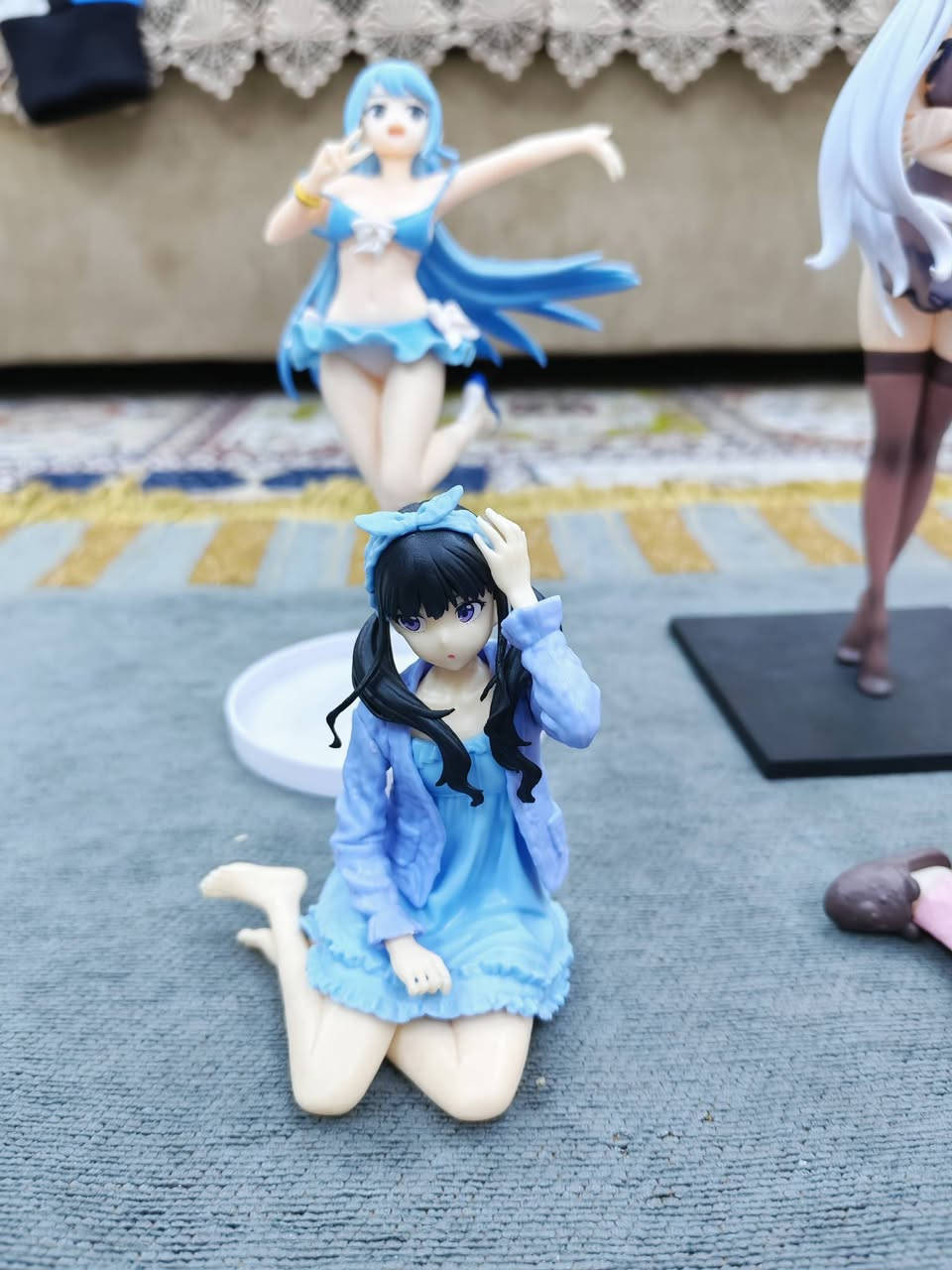 مجسمات ٨ قطع بنات أنمي بلاستك أصلي مال أمازون الحجم بكد جف الايد يوجد 🔥توصيل مجااااني 🔥***********واتساب القطعة ب٥ آلاف
