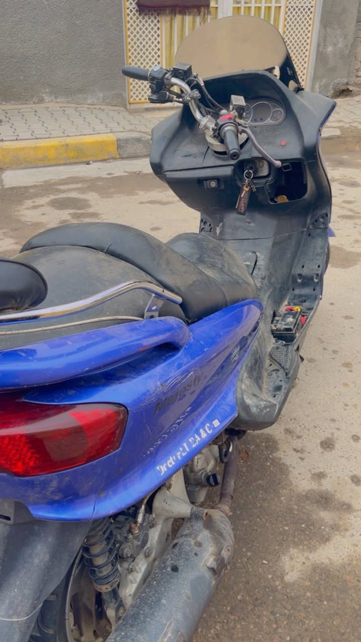 السلام عليكم ماجسته دبل رون 250ccلا نضوح لا تنقيص لا تبخير  حماوه ثابته ربع خير من الله رايده ب300وبيه مجال مكان الحسينيه مال راشديه 
***********
