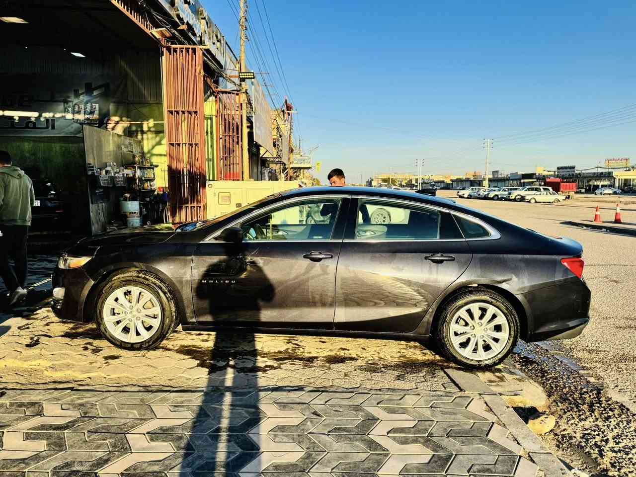 السلام عليكم
للبيع فقط ماليبو 2023 LT لون فيلي 
 

بعدها بوضع الشركه 

الضرر// جاملغ امامي وبنيد   

دخول جديد ترقيم معوقين /نجف / اخوي المعوق / نفس اليوم اسويلك وكاله قياده

المواصفات 

🔴 بصمه ابواب + جنطه

🔴 تشغيل عن بعد 

🔴 رادارات جانبيه 

🔴 حساسات خلفيه 

🔴 نقاط عمياء 

🛑محرك 1500 توربو ✈️

🔴قياده ذاتيه

🔴سايد بريك بصمه

🔴مانع انزلاق

🛑لدات اماميه نهاري 

🛑 اوتو بريك /توقف ذاتي عند الاقتراب 🚳

🛑كشنات تدفئه + كهرباء ⚡️ 

🛑تبريد مناخين منفصل SYNC

🛑تبريد قطعتين امامي خلفي 

🛑شاشه كبيره تدعم 📲Android Auto/car play

🛑خرائط Gps📌

🛑كامره خلفيه 📷

🛑كروز مثبت سرعه

🛑شاشة ضبط واعطال بل دشبول

🛑منافذ USP/ 12V /Tip C

🛑مانع انزلاق ⛔️

🛑حساس اطارات

🛑4 دسك/ Abs

السياره جاهزه ونظيفه جداً بدون نواقص

السعر // 120$وبيهه مجال بسيط 

عنواني نجف 
 وتساب ***********
الهاتف *********** 
متوفر اتصال و واتساب
