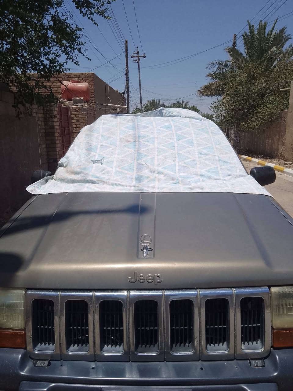 سياره جيب موديل 98 محرك بطه 2ونص حداديه جديدة باتري جديد تايرات جديد كهربائية شغاله سنويه جديدة لغايه 28
السياره بسمي سعر 60 وبي مجال


**إذا كنت صاحب هذا الإعلان وتريد حذفه لأي سبب، رجاءا أرسل رسالة إلى الدعم الفني**