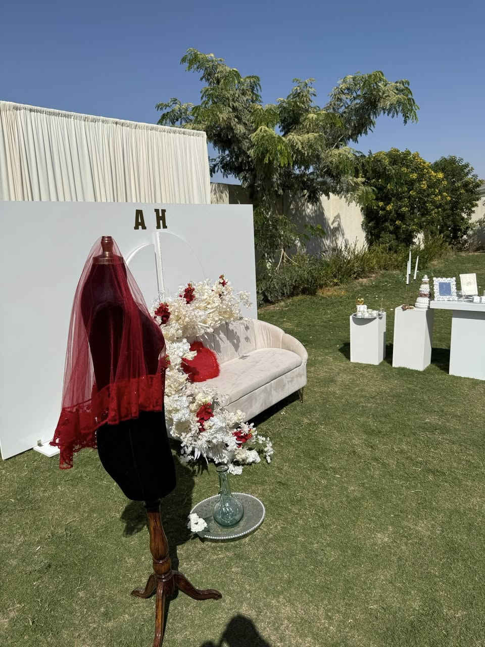 خلفية كوشة للبيع فقط الخلفية
العنوان صلاح الدين بلد
***********
