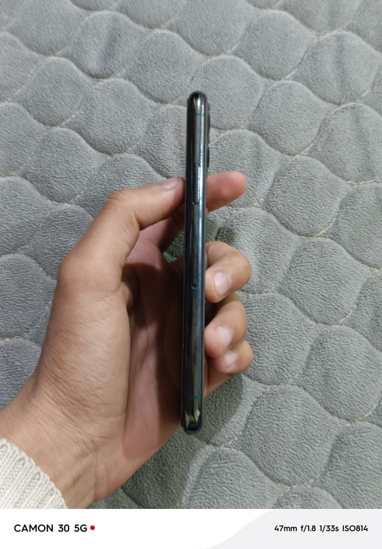 ١١ برو
بطارية ٨١٪؜ بلاد 🔋
لون زيتوني 
تك شريحة 
وتر بروف 
السعر / 280 الف مجال بسيط 

العنوان / النجف - كوفة 📍
الي يفيدك يتفضل خاص


**إذا كنت صاحب هذا الإعلان وتريد حذفه لأي سبب، رجاءا أرسل رسالة إلى الدعم الفني**