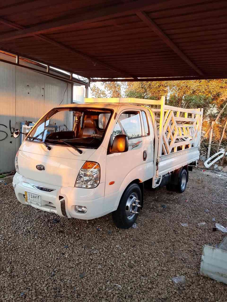 كيا فحل مسكر سبلاين موديل 2008 رقم بغداد كفاله عامه مكينه كير اكسل حداديه تخم تاير  جديد محور 14 محجر درجه اولى سنويه 27 المكان بابل قضاء القاسم ***********. ***********
