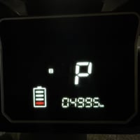 ماشيه ٤٩٩٥ • ٦ بطاريات • أقصى سرعة ٨٠