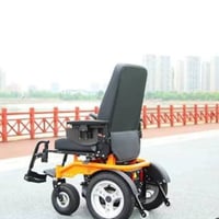 كرسي كهربائي جديد غير مستخدم بـ550 وبيها مجال للتواصل 07709903645