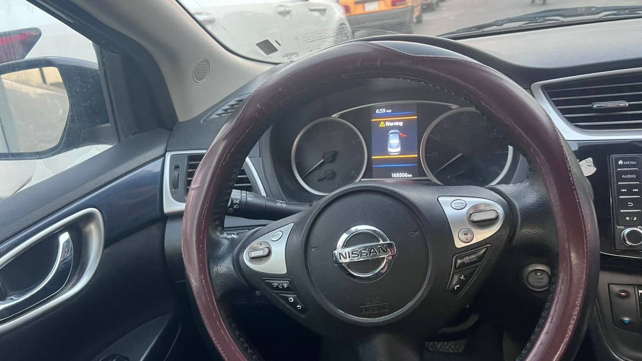 نسيان سنترا موديل 2019  وارد أمريكي فوول مواصفات عدا الفتحة
بصمة تشغيل 
فئة ال SR رياضي
مثبت سرعة
مانع انزلاق
حساسات جانبيه وامامي
تدفئة كشنات     رادار
نظام سبورت
نظام ايكو 
كامرا خلفية السيارة كير ومحرك خير من الله المكينه 2000
تبريد شغال حادثه جاملغ وشوي من البنيد والباب الخلفي مرشوش السياره
العنوان بغداد 
السعر 108 
للاستفسار الاتصال على الرقم الأتي..
***********
