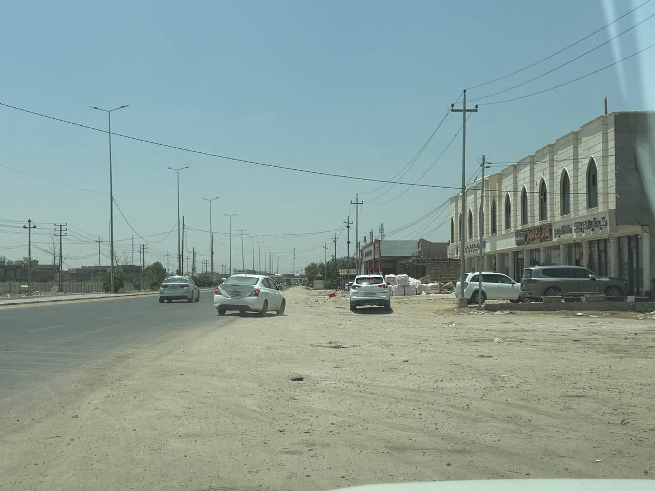 🛑 دار سكني  للبيع 🛑 
المنطقة : حولي الجامعه
             كونكريت مسلح 
اقرب نقطه ؛مقابيل باب الجامعه الخلفي خلف مجمع فيرست 
المساحه : 200✅   واجهة 10
التفاصيل : طابقين ؛الطابق الاول؛  غرفه وصالة ومطبخ وصحيات داخليه وخارجيه واستقبال 

للاستفسار 
     مراجعة مكتب رسول الوزني للعقار  
الديوانية . حي الحضارة بداية شارع اسواق طيبة
 للمعلومات ولمزيد من التفاصيل ⬇️
       مراسلة الصفحة  
      او الاتصال
***********
