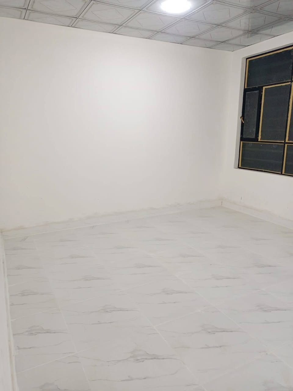 بيت للبيع مساحه 50 متر طابو صرف 
حي ميسان قطاع 24 مجاور شارع العسكري 
على شارع 12 وركن وعلى ومشتل 
البيت طابقين حديث صب كونكريت 

الطابق الاول استقبال وصاله ومطبخ 
وصحيات داخليه وخارجيه ومكشوفات 
الطابق الثاني غرفه وصاله وصحيات 

السعر 78 مليون
او متابعه صفحة ابو أبو علي الخالدي  كل عروض حي ميسان 

للاستفسار مكتب الخالدي للعقار
موقع المكتب حي ميسان شارع كيات قبل تقاطع شارع بوريات 
او الاتصال على الرقم التالي
***********
***********
***********
