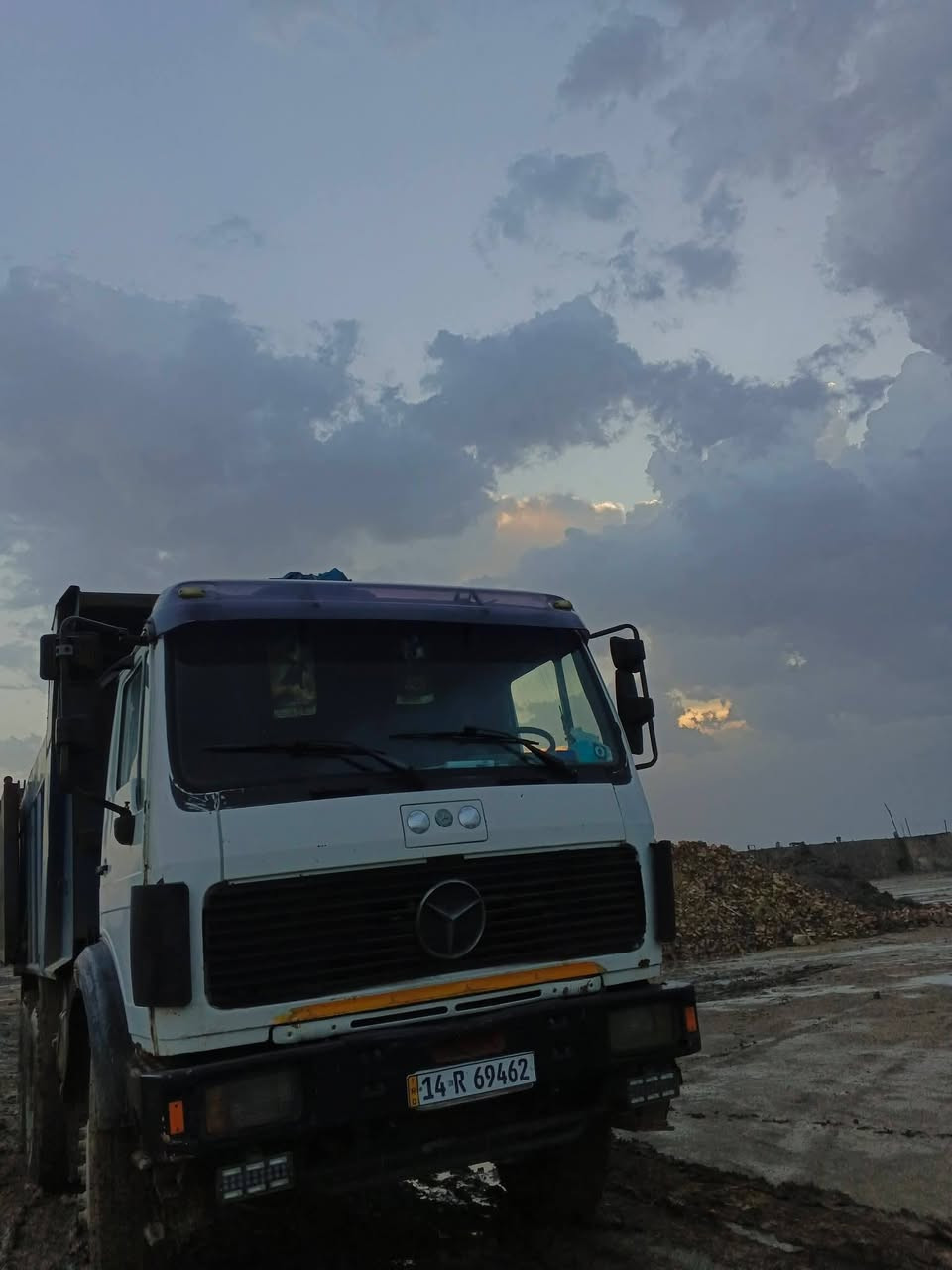 السلام عليكم
سياره البي راس تريله للبيع موديل 82 سياره جاهزه للعمل ما ناقصه شي تخم تاير (مجموعه چي اف) (مكينه 8)
(كير 160)مكينه مكفوله شاصي مكفول كير مكفول 
السعر:3ونص
الاستفسار اكثر👇🏻
***********
