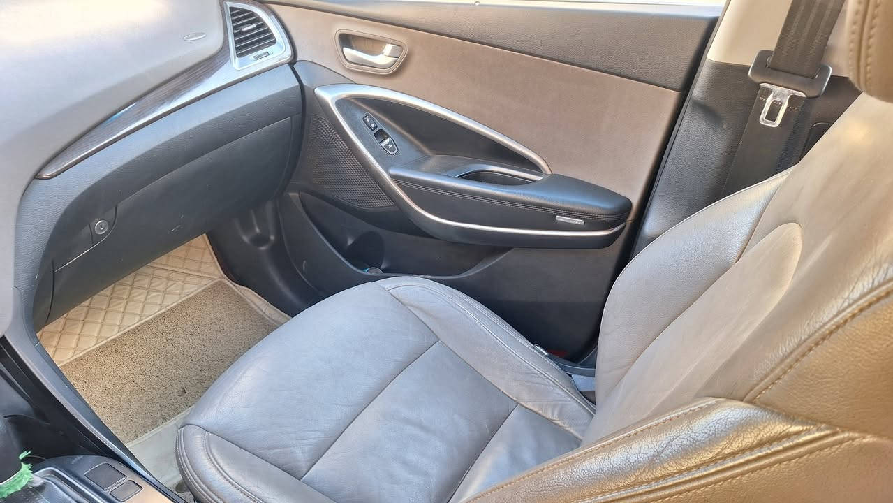 سنتافيا  2017 مكينه 2400 منضومه غاز ماشيه 127
(السعر 133) *********** العنوان بغدادالجديده
مكينه كير حداديه كهربائيات جاهزه 
بدون دواخل صبغ قطعتين باب صدر والخلفي فقط
