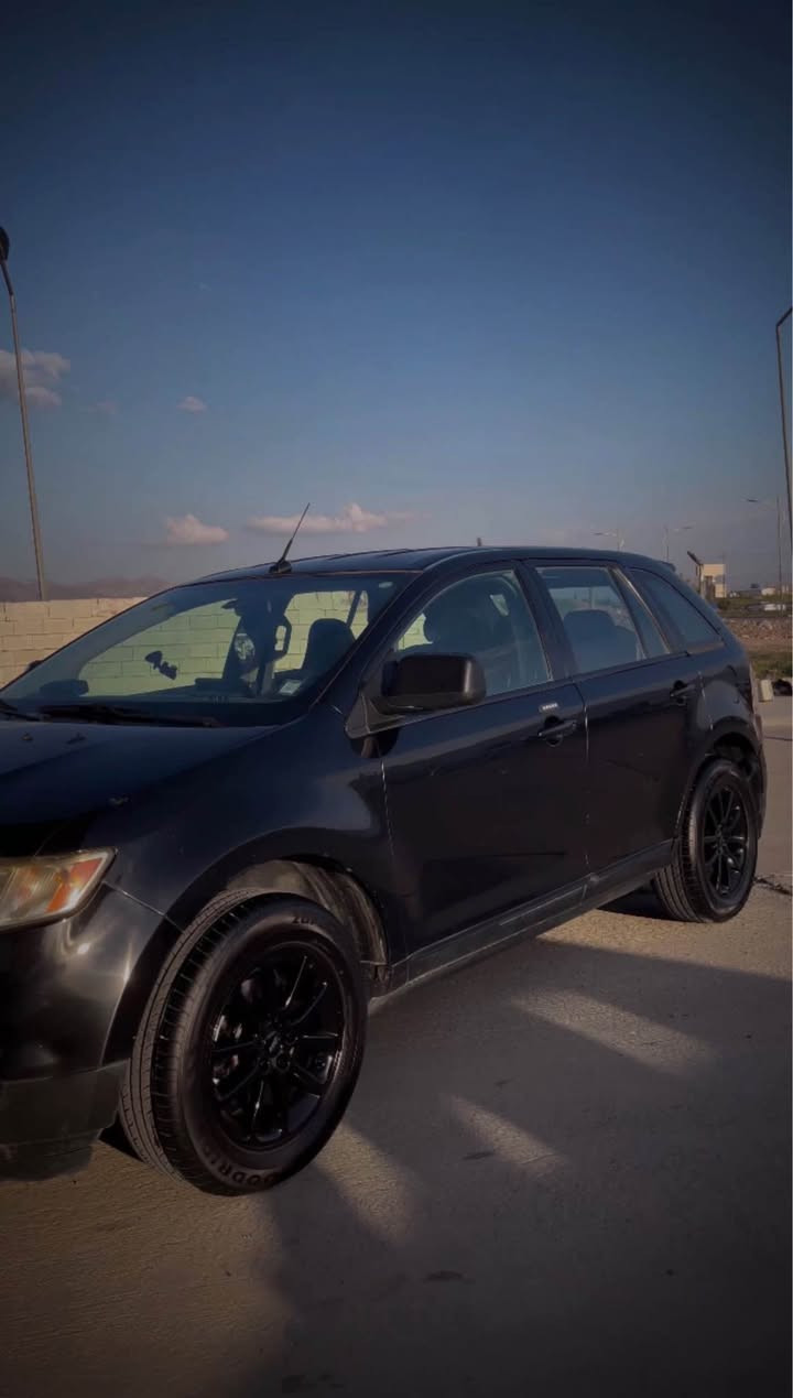 فۆرد ئیدج ٢٠١٠ sel گێڕو مەکینە بەشەرت ٤ تایەیی لۆک سەنەوی تا ٢٠٣٠ تازەیە سەیارەیەکی جوان و پاک دوو بۆیاخی هەیە ئەویش لەسەر شوخت کراوەتەوە بۆ جوانی سەیارەکە ماڵێکی پاکە سعری ٩٦ وەرەقەو معامەلەیکی کەم رەقەم تەلەفون (***********) السليمانية, العراق
