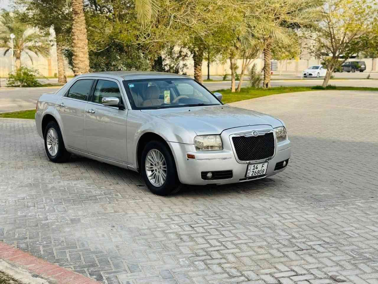 اوباما  مديل 2006 سعر 95 قابل للتفاوض الأستفسار اتصل  *********** وارد أمريكي حادثها جاملغ امامي فقط بدون دواخل والباقي كفاله بيها مكانات صبغ اثر جراد  شاشه كبيره  داخل بيجي   3500 مكينه وكير مكفولات حداديه جديده تخم تاير  مشروع وطني ب اسمي سنويه ل 30 بيع او مراوس مكان سياره الديوانية قضاء الشاميه
