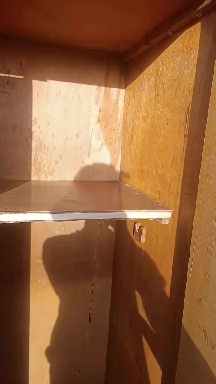 كنتور 3طلاقة ملحق نضيف ومرتب الوجه صاج خمسة ملم ولضهر فايبر النضاغة كدامكم عوزة بس ثنين يدات   السعر بلاش ب150 بكاني بغداد فلكة حي النصر شراي ***********
