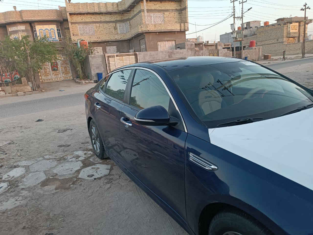 سلام عليكم اوبتيمه امريكي موديل ٢٠١٩ شكل ٢٠٢٠ حادثه جامغ وبنيد موصفات شاشه كبير تحكم استيرن جيهتين حساسات خفيه وكامره دواره محرك ٢٤٠٠ وكير مكفول من التنقيص والتبخير سياره مال جناي تخم تاير مكان السياره بصره رقم بغداد السعر ١٢٠ بيه مجال رقم الهاتف ***********
