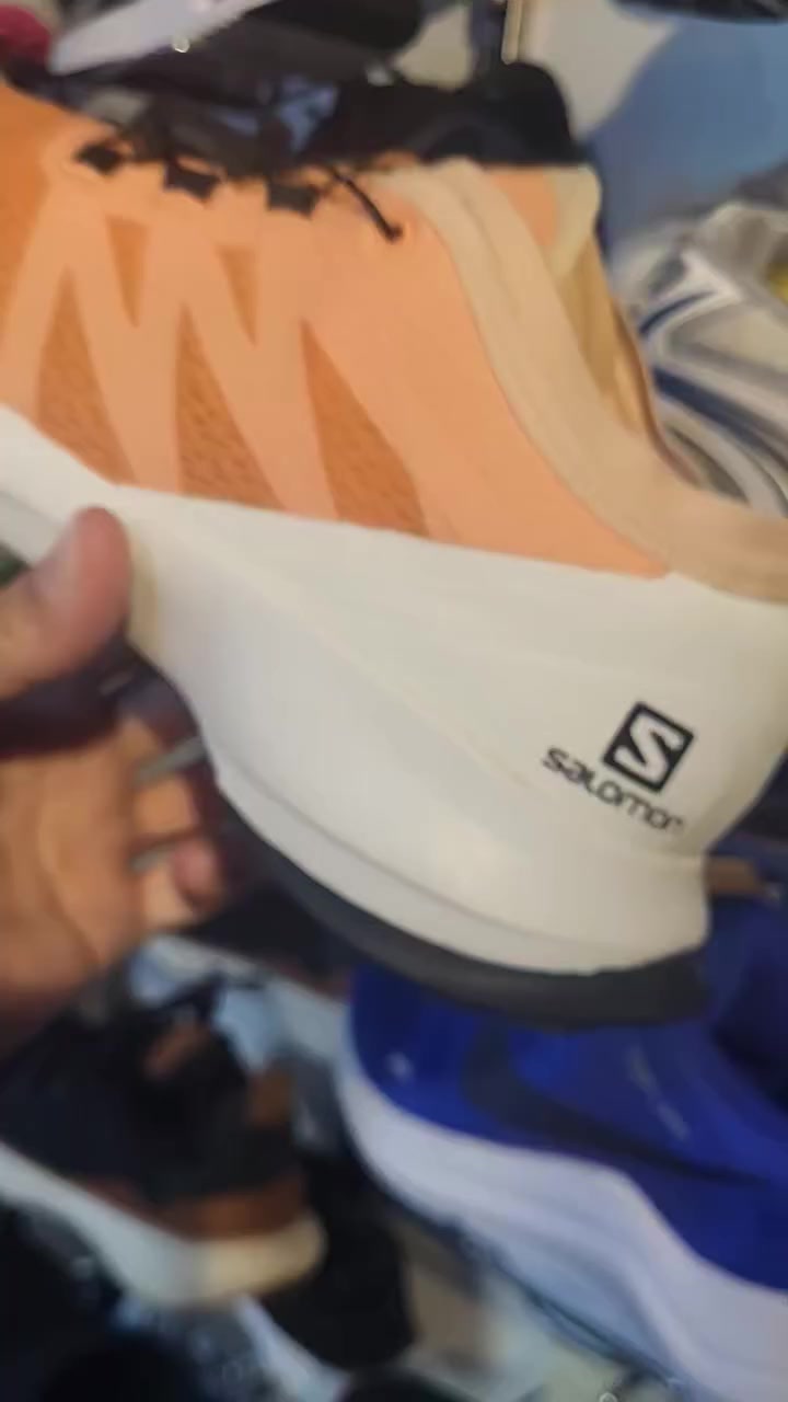 شيء مختلف من سلمون .بدون وزن للوقوف الطويل والجري في الأماكن المفتوحه ..٤٢ ..قدم ٢٦ ونص ..نظافه اسم مستخدم ..


**إذا كنت صاحب هذا الإعلان وتريد حذفه لأي سبب، رجاءا أرسل رسالة إلى الدعم الفني**