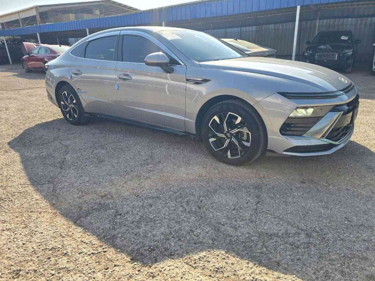 توجد كافة أنواع وأحجام سيارات كوريه غاز سوناتا م25 فول بصمه الشراي يتصل *********** آبو صباح سماوه
