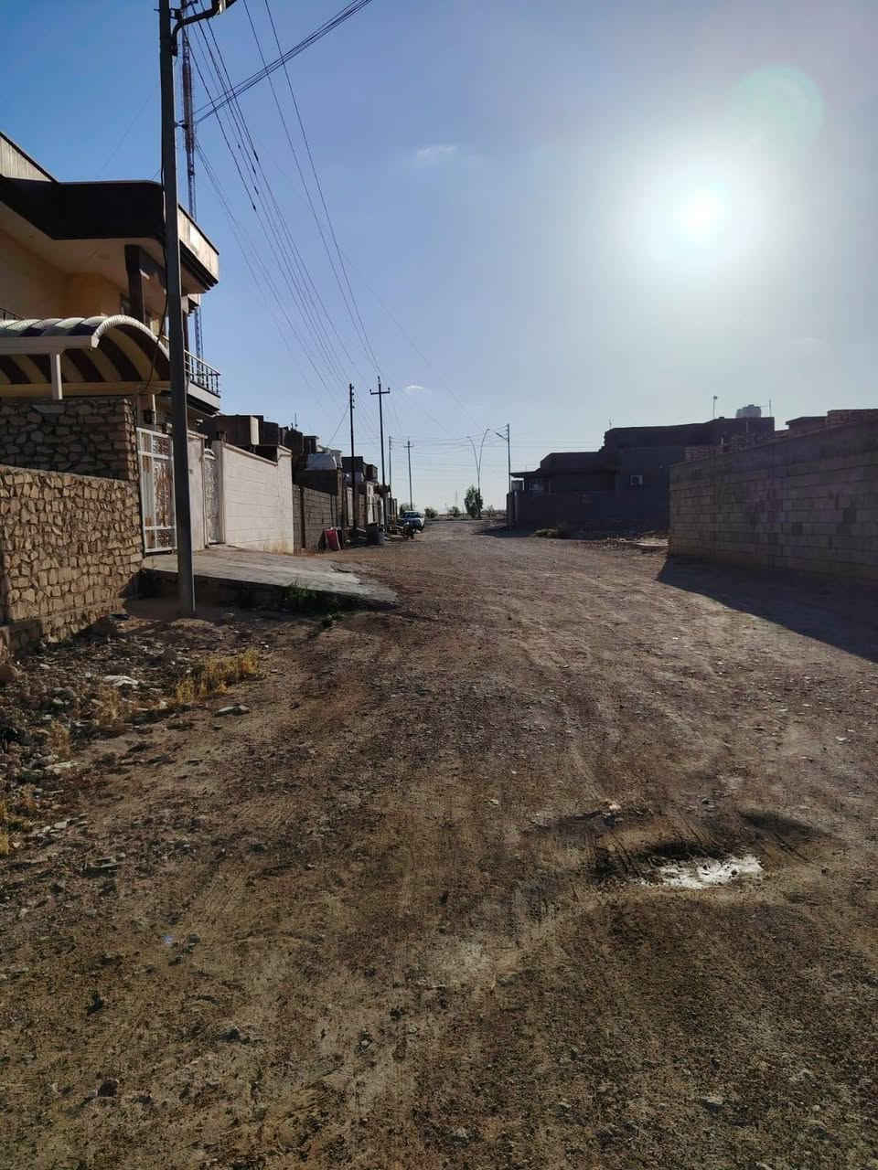 السلام عليكم 
للبيع قطعة أرض طابو صرف في حديثة حي المعلمين قرب مدرسة المعرفة ومجمع الدوائر الحكومة 
مساحة 440 متر
السعر خاص
عنوان المكتب/ الأنبار/ حديثة/ حي العسكري/ مقابل أسواق علي نصيف للاستفسار الاتصال على الرقم 
***********
