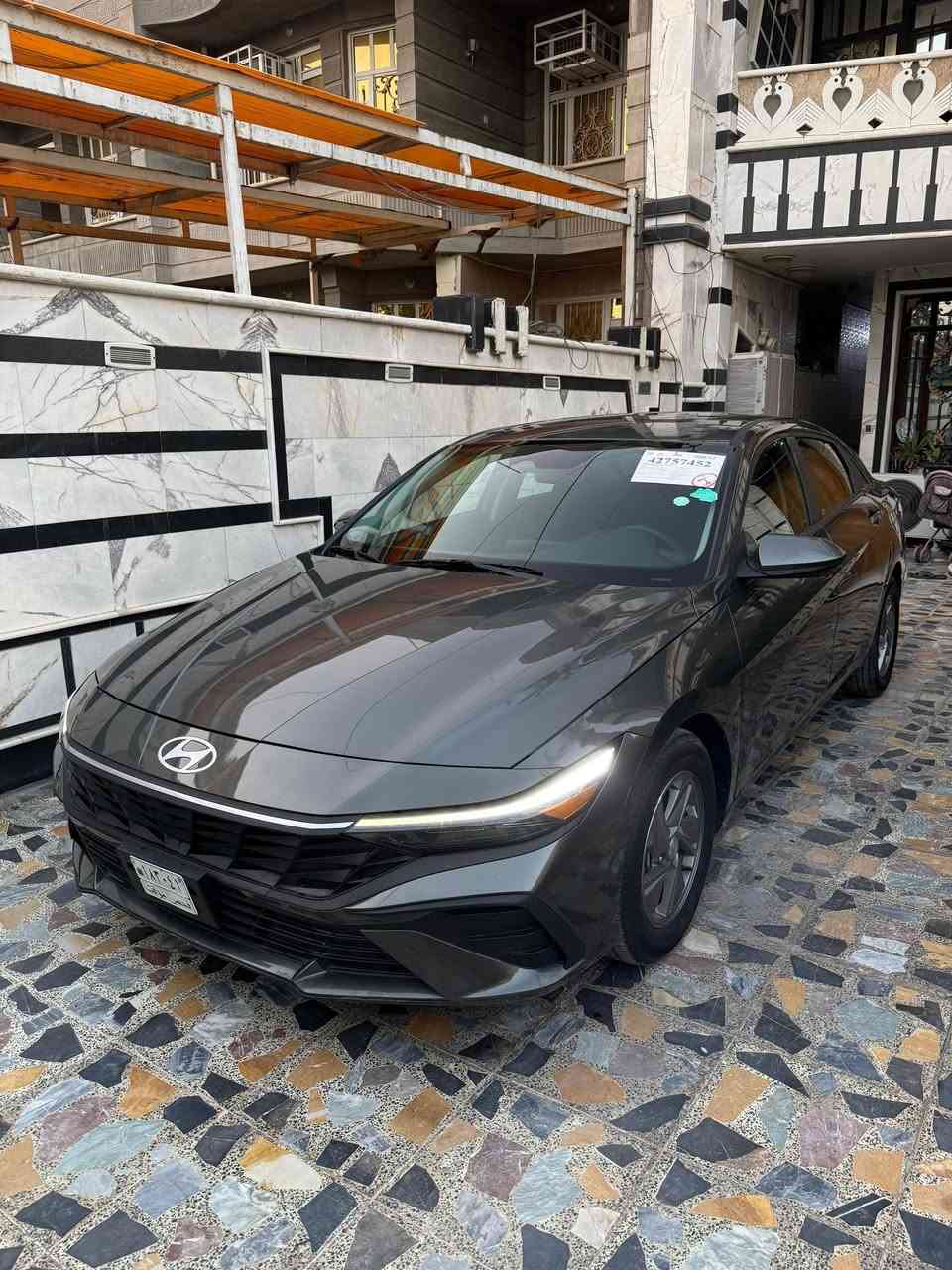 سلام عليكم للبيع فقط
الانترا موديل 2025 
دخول جديد بدون رقم منفيس ب اسمي
بيها ارقام فحص مؤقت
المواصفات 
مكينه 2000 دوش
رادارات 
شاشه 
كامره دواره 
فول تحكم ستيرن
تحديد مسار
ويل كب
لايت لد وزنون
ماشيه 8 الاف
بدون ايرباك
الحادث موضح بلصور ورقم الشاصي هم
بيها جاملغ خلفي صبغ  فقط
وبل باب والجاملغ الامامي بارد على كدهن شغل درجة اولى السياره كلش جديدة
مكاني بغداد جديدة
السعر 143$ورقه 

للاتصال ‭0773 548 4352‬
