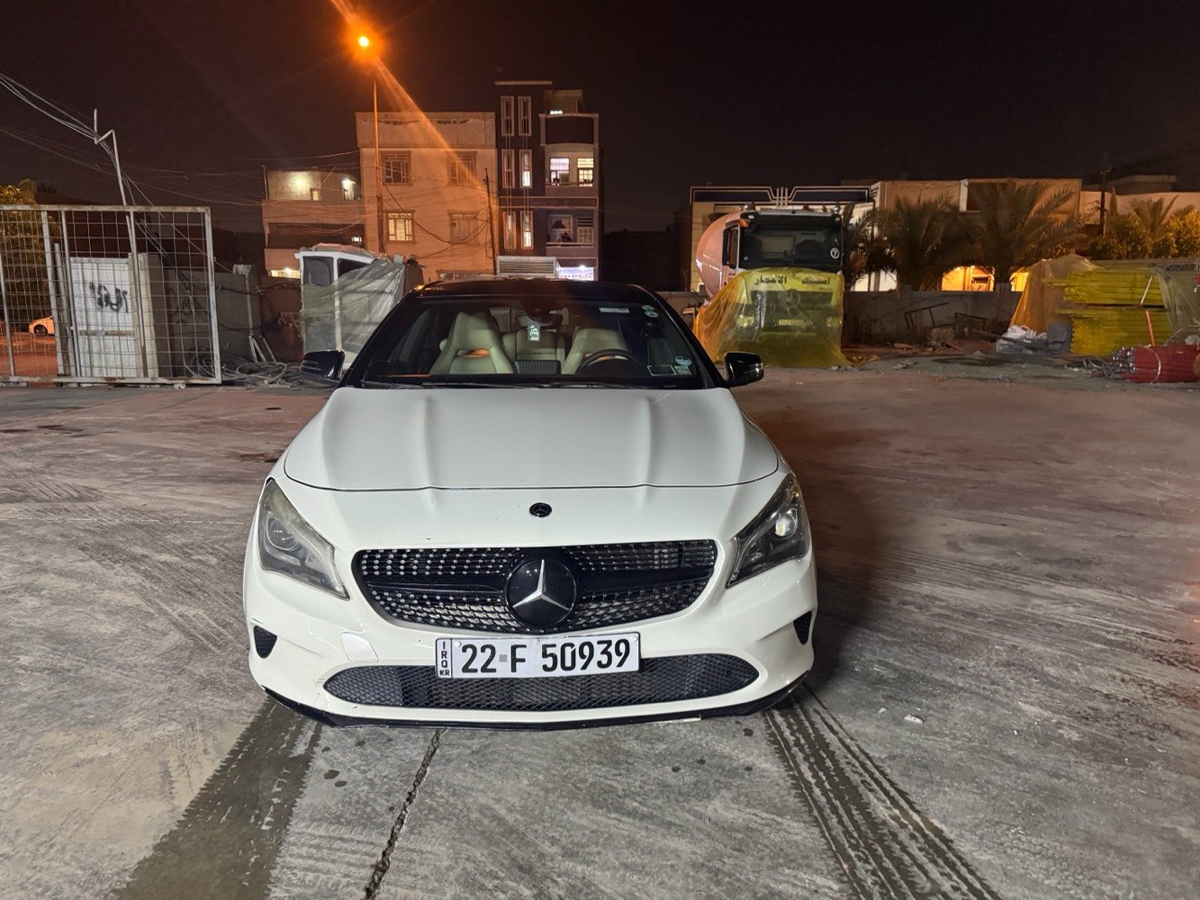 مرسيدس  موديل 2018 CLA250 فورماتك فووول للاخير ماشيه 108.000كم وارد امريكي داخله كلين  هنا صار صبغ  جاملغ وباب ابمن خلفي بدون دواخل ارباك سليم. السياره حلوه وشبابيه    رقم اربيل باسمي مكانه بغداد حي العدل السعر 155 ورقه  *********** واتساب متوفر ايضا