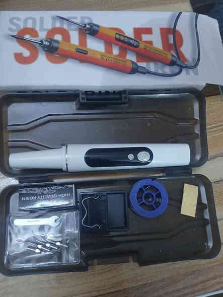 السلام عليكم 
من رخصة الادمن  للبيع جهاز مكواة الأجهزة الكهربائية كما موضح بالصورة
السعر ١٥ الف 
للاستفسار واتساب ***********
