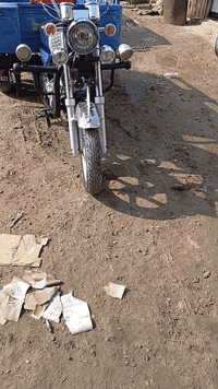 مديل23رقم جديدمكفوله السعر2500وبيها مجال اتصل 07814842639