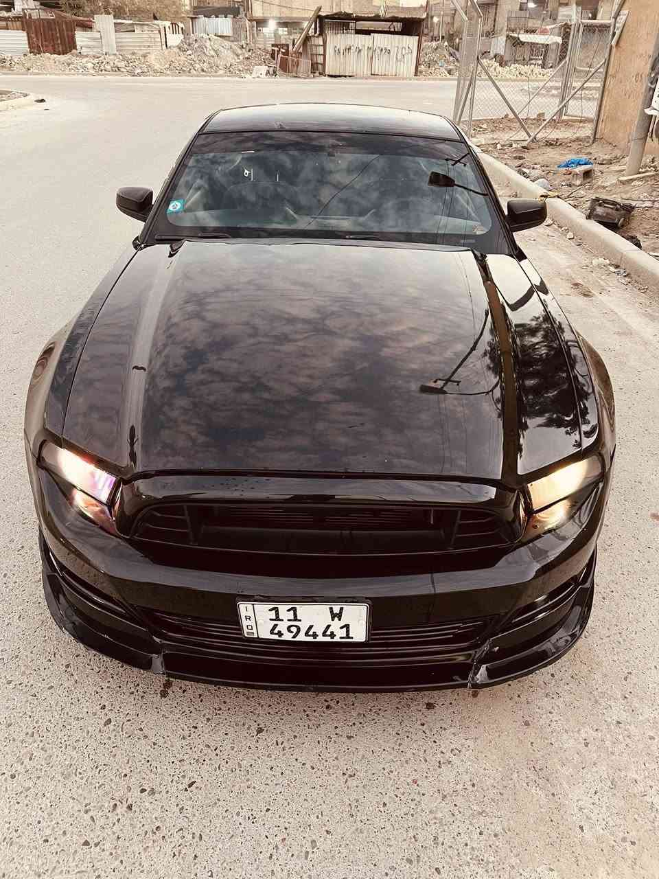 سلام عليكم للبيع او مراوس موستنك 2013 سياره بسمي رقم بغداد الجديد سياره نضيفه وحلوه كير ومحرك نضيفات كزوزات وبيهة بوابات تطفي وشغلهن  صدر نص عمر وعندي بيه سونار راسلني وادزلك السونار السعر 90 وبيه مجال ***********  مكان سياره بغداد
