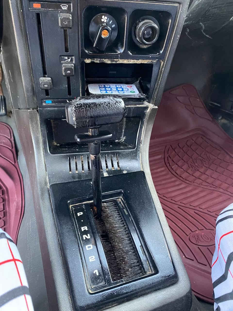 اوبل كاديت موديل 1991 كير اوتوماتيك رقم انبار انكليزي هزة جديدة محرك 1600 دوش سيارة بلادية شواصي نظيفة محرك كير مضبوط جاهزة بدون اي نقص مكانها فلوجة السعر 25$ وبيها مجال بسيط للاتصال ***********
