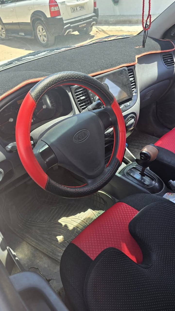 كيا ريو موديل ٢٠٠٦ سيارة نجف باسمي رقم دولي حدادية امامي جيدة تبربد منظومة جديدة كير ومحرك بحالة جيدة تخم تاير امامي ادامة منظومة بانزين كل جديد داينمو جديد وهواي شغلات معمر بيها سياره  سيارة مكفوله عدا بنيد مبدل وجارد بدون اي حادث مكفول سيارة دواخل.
كيا ريو موديل ٢٠٠٦ سيارة نجف باسمي رقم دولي حدادية امامي جيدة تبربد منظومة جديدة كير ومحرك بحالة جيدة تخم تاير امامي ادامة منظومة بانزين كل جديد داينمو جديد وهواي شغلات معمر بيها سياره  سيارة مكفوله عدا بنيد مبدل وجارد بدون اي حادث مكفول سيارة دواخل.
نقص فيها باور بدلته رجع شوي بي ثكل.
دبل ورا يحتاج تبديل 
سيارة بيها جراد وخياس بسيط كشر يحتاج صبغ جماليه حسب رغبتك.
مكينة ١٦٠٠ خليجي ،جام جوبي
كلشي مذكور بالوصف تجي تشوف ماقصر وياك وربي يرزق الجميع.
السعر ٦٣ وبيها مجال بسيط.
مكان السيارة نجف.
هاتف ***********
