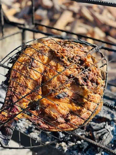 لطلب مراسلتنا على الخاص او على رقم الواتساب  ***********  الحجز قبل ساعه ونص مطعم أسماك كربلاء و  مسگوف  ومشويات مطعم عصفور سمك مسگوف او مقلي كيلو ونص مع طرشي ب 15
💥بلم تمن احمر يكفي 2 أشخاص ب الفين /  دجاجه مع تمن و مقبلات ب 10. 

يوجد توصيل لكل مناطق كربلاء 
ويكون سعر التوصيل حسب العنوان و العنوان  ملحق  مقابل مستشفى الحسيني
