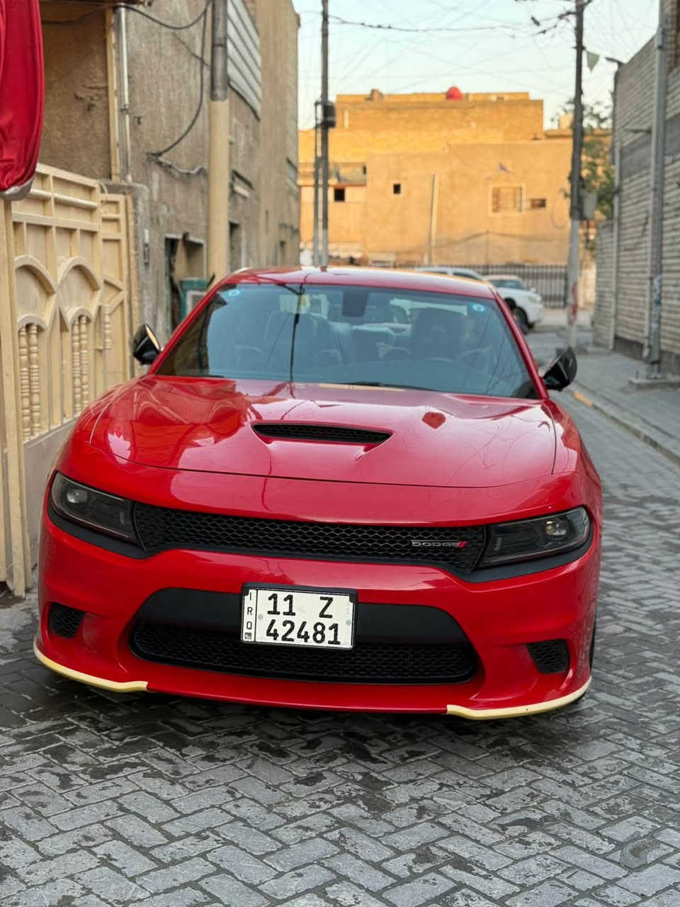 جارجر 2023  GT الاصدار الاخير
ماشيه 54 الف ميل
مابيها حادث فقط بارد بالجاملغ الخلف
صور الحادث مرفوقه بالصور 
سعرها 290$ وبيها مجال
 العنوان بغداد 
***********

