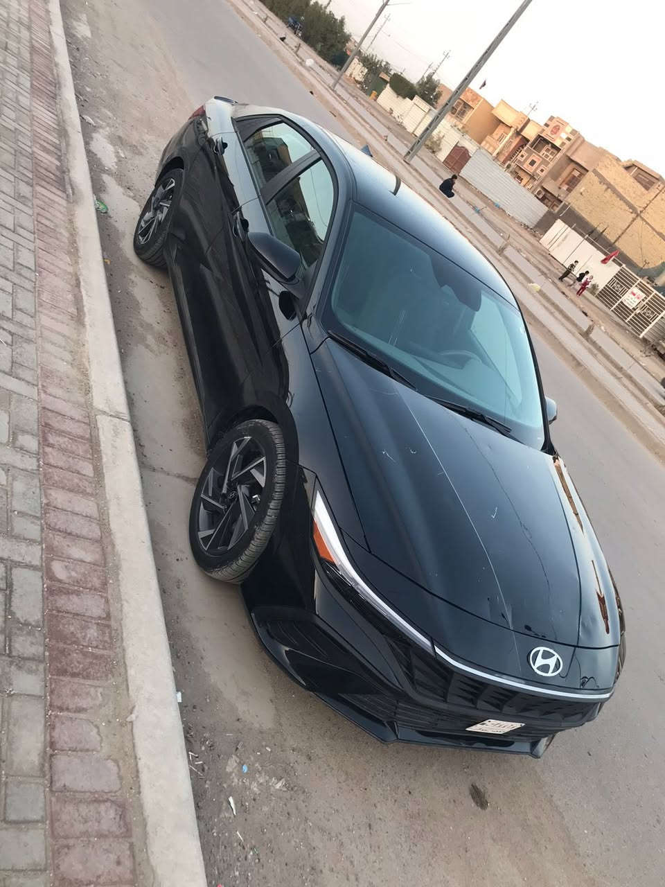 النترا موديل 2025 وارد امريكي فئه SEL
صور حادثها موجود بلمنشور 👇سونارها هم موجود👇

تبديل بنيد بلادي فقط السياره بدون قطره صبغ 

شواصي لغود مكفولات وعلى الفحص 

ايرباك دركه استيرن فقط 

بدون رقم منفيس باسمي 

السياره بعدها زيرو ماشيه 2000 فقط

مواصفاتها معروفه 

بصمه تشغيل

بصمه ابواب

شحن لاسلكي

تشغيل عن بعد

مكينه 2000دوش

رادارات امامي وجانبي وخلفي

تحديد مسار

ثلاث انضمه قياده 

تخم تاير ويل كب 

توقف تلقائي

كامره 

داخل السياره لون بيجي 

شاشه تدعم كار بلي

سبايدر جنطه بلادي 

تحكمات استيرن

السعر157

العنوان بغداد حي الاعلام

تلفون☎️ ***********☎️
