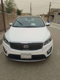 سورنتو 16السعر 195 وهذا رقم صاحب السياره 07713427587