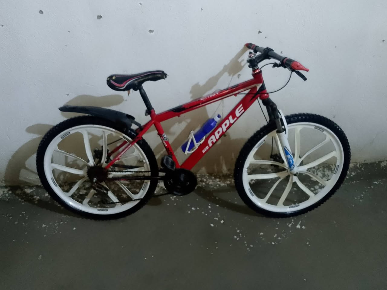 سلام عليكم ياباني نضافة ٧٠بل ميةاسعر ٦٥ وبي مجال وذا مراوس بناتي ***********
