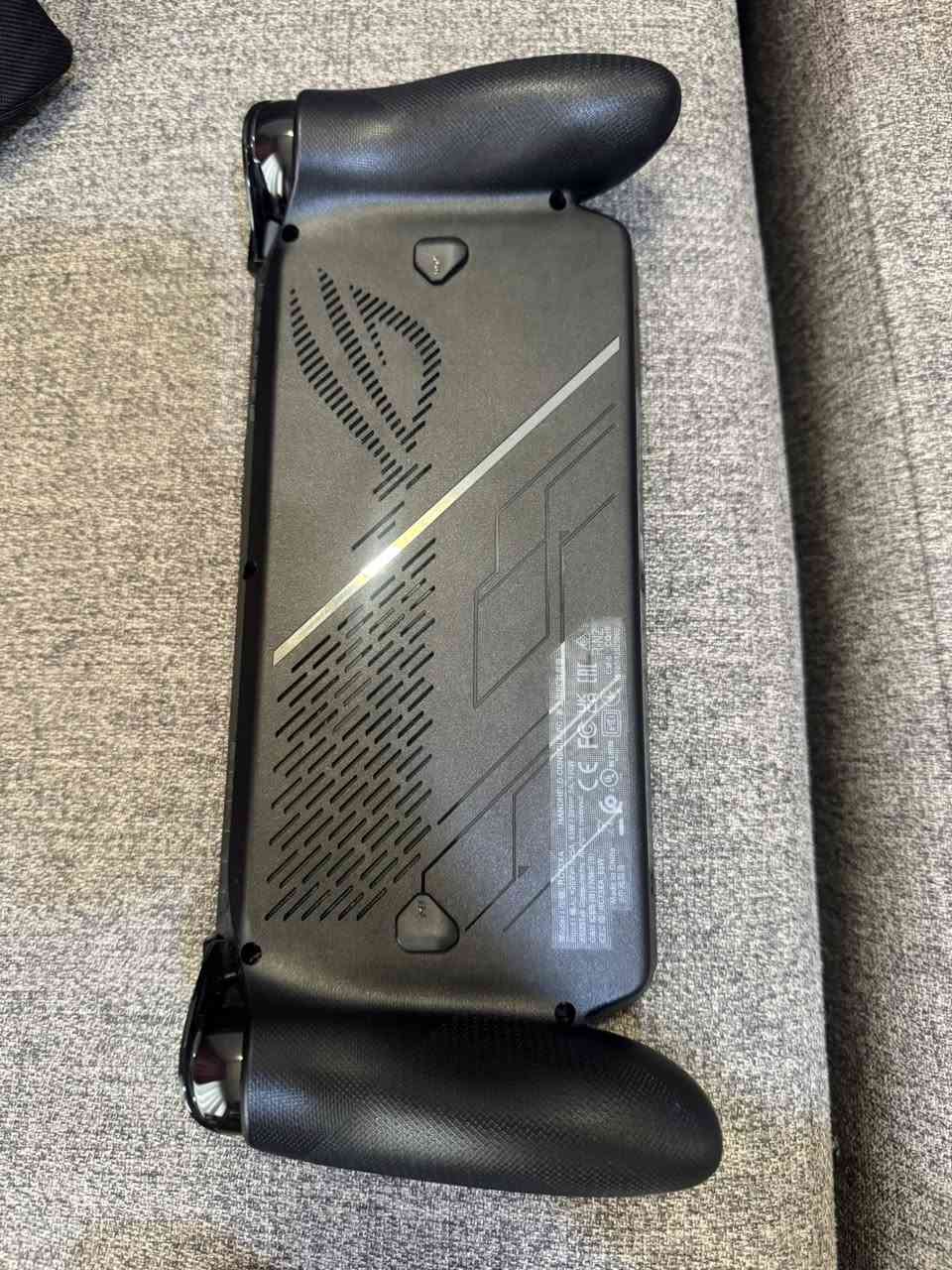 السلام عليكم 
 جهاز rog xbox ally x 

شبه جديد مستخدم ٧ ساعات فقط 
شخط واحد مابيه 

مع الملحقات ( كارتونه -شاحنة اصلية تجي - حقيبه خاصه بالجهاز اصلية من شركة Asus  اشتريتها من موقع امازون تتكون من حقيبة الجهاز وحقيبة صغيره للشاحن ) 

السعر << مليون و٣٥٠ الف >>   بدون الحقيبة

مكاني بغداد


**إذا كنت صاحب هذا الإعلان وتريد حذفه لأي سبب، رجاءا أرسل رسالة إلى الدعم الفني**