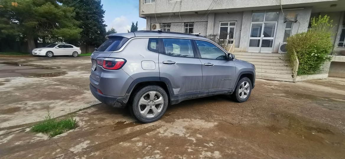 جێب کۆمباس مۆدێل2018 گێڕ و مەکینەی بەشەرت چوار پارچەی کلێرە بێ ناوگرتن دەعم و لێدانی نیە سەنەوی تازە تەواو بووە بەناوی خۆمانە تازە پێشی توند کرایتەوە هیچ مەسروفی نیە گشتی بەشەرت كويسينجاك, أربيل


**إذا كنت صاحب هذا الإعلان وتريد حذفه لأي سبب، رجاءا أرسل رسالة إلى الدعم الفني**