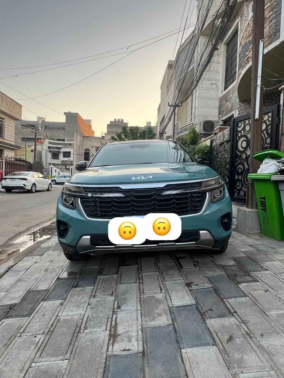 كيا سيليتوز 2024 ماشيه 28الف ميل مواصفاته حلووه رادارات وحساسات نقاط عمياء مثبت سرعه كروس بصمه تشغيل عن بعد هوايه مواصفات بيه بجمه كبس ضربته خفيفه مثل ما موضح بلصور بيه تعديل بارد شي قليل ***********السعر 155$
