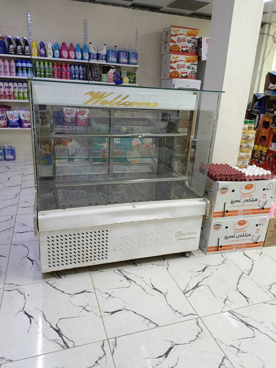 عارضة للبيع
بيها 4رفوف 
السعر 580وبيها مجال 
للاستفسار اتصل على ***********
بيع مستعجل
