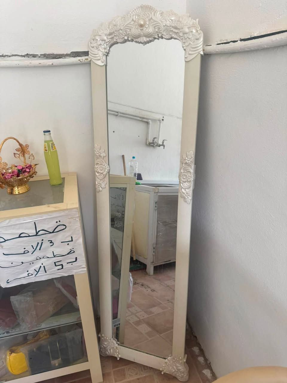 مرايه زاويه طولها 190مرتبه و حلوه وسعرها مناسب جدا
***********
